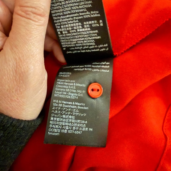 H&M Red Ruffle Sleeve Lace Blouse - Picture 5 of 6